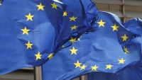 EU đồng ý mở cửa cho người nước ngoài được tiêm vắc xin COVID-19