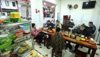 Hà Nội: Từ 12h00 ngày 25/5, tạm dừng hoạt động một số cơ sở kinh doanh dịch vụ