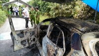 An Giang: Công an điều tra vụ người chết trong chiếc xe taxi cháy rụi