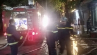Hải Phòng: Giải cứu kịp thời 3 người trong vụ cháy ngôi nhà 4 tầng