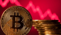 Vì sao Bitcoin 'rơi thẳng đứng' mất hơn 3.000 USD chỉ trong vài giờ?