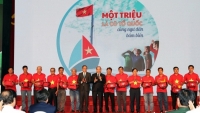 Chủ tịch nước gửi tặng 5.000 lá cờ cho ngư dân vùng biển đảo