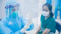 Dragon Capital: GDP 2021 Việt Nam sẽ về mức 6% nếu đủ vắc-xin cho hơn 80% dân số