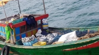 Quảng Bình: 3 ngư dân phát hiện 