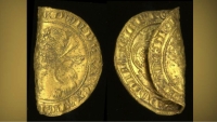 Tìm thấy đồng xu vàng quý hiếm từ thế kỷ 14 ở vương quốc Anh
