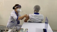 Quảng Bình hoàn thành tiêm vắc xin phòng COVID-19 đợt 2 cho các đối tượng ưu tiên