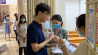 Thi tốt nghiệp THPT năm 2021 tại Hà Nội: Thí sinh làm thủ tục thi nhanh gọn, ra về sớm
