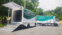 Thaco tài trợ 126 xe chuyên dụng để vận chuyển vaccine Covid-19 và tiêm chủng lưu động