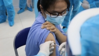 Việt Nam đã tiêm hơn 4 triệu liều vaccine Covid-19 cho người dân