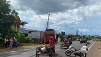 Gia Lai: Xe khách tông 2 xe máy trên đường Hồ Chí Minh, 1 người tử vong