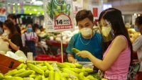 Các siêu thị đảm bảo nguồn cung hàng hóa thiết yếu cho người dân khi Hà Nội