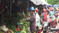 Chợ lớn nhất Vĩnh Long tạm dừng hoạt động do phát hiện hai người bán rau nghi nhiễm COVID-19