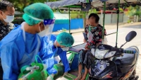 Singapore hỗ trợ Myanmar 200 máy tạo oxy giúp chống dịch COVID-19