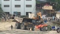 Lào Cai: Xe tải va chạm với xe máy tại mỏ đồng, nam công nhân tử vong
