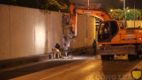Hà Nội: Công nhân làm việc xuyên đêm để sửa chữa hầm chui Kim Liên