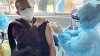 Cận cảnh 300 cán bộ y tế tham gia chiến dịch tiêm vaccine Covid-19 tại tỉnh Bình Dương