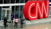 CNN sa thải 3 nhân viên vì đến văn phòng mà không tiêm phòng vắc xin COVID-19