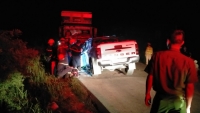 Nghệ An: Xe bán tải đâm trực diện xe tải, 4 người thương vong