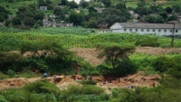 Dân Zimbabwe sống trên mỏ khoáng sản quý nhưng vẫn nghèo đói