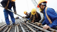Hà Nội: Giải ngân hơn 10 tỷ đồng để trả lương ngừng việc cho 2.279 lao động