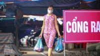 Hà Nội: Chợ Đồng Xa mở cửa trở lại, với 18 gian hàng phục vụ người dân