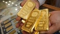 Giá vàng có thể hướng đến vùng 1.900 USD/oune