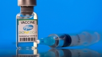 Úc tạm 'vay' vắc xin COVID-19 của Anh