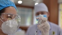 11 tỉnh thành đã cử bác sỹ hỗ trợ Hà Nội xét nghiệm, tiêm vaccine