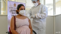 Sri Lanka thuyết phục phụ nữ dừng mang thai vì nguy cơ COVID-19