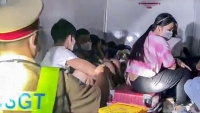 Bình Thuận: Giấu 15 người trong xe đông lạnh để ‘thông chốt’ kiểm dịch