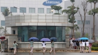 Công nhân Samsung Việt Nam phải chịu gánh nặng suy giảm nhu cầu điện tử toàn cầu