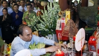Chủ tịch nước dâng hương kỷ niệm 53 năm ngày mất của Chủ tịch Hồ Chí Minh