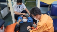 Cấp cứu kịp thời một ngư dân lâm bệnh nguy kịch ở vùng biển Đà Nẵng