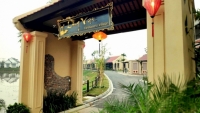 Vườn Vua Resort & Villas đưa khu Làng Việt vào hoạt động