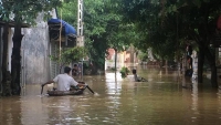 Hà Nội dành hơn năm tỷ đồng hỗ trợ đồng bào lũ lụt
