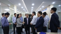 Bộ trưởng Nguyễn Thị Kim Tiến thăm Trung tâm Điều hành CNTT của BHXH Việt Nam

