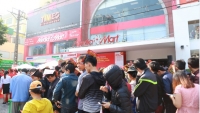 Tháng khuyến mại Hà Nội 2017: Chen chân mua sắm tại siêu thị điện máy
