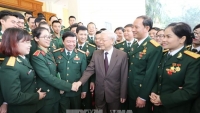 Tổng Bí thư gặp mặt các đại biểu ưu tú thanh niên quân đội