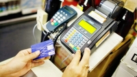 Thẻ tín dụng có thể không được rút ngoại tệ tiền mặt quá 5 triệu đồng mỗi ngày 