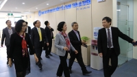 Bà Trương Thị Mai thăm Trung tâm Điều hành CNTT của BHXH Việt Nam