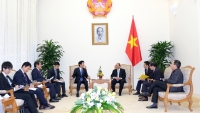 Thủ tướng Nguyễn Xuân Phúc tiếp Cố vấn đặc biệt của Thủ tướng Nhật Bản