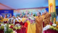 500 Phật tử ba miền tụ hội trên đỉnh Fansipan cầu nguyện quốc thái dân an 