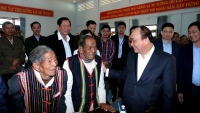 Thủ tướng tặng quà Tết cho người nghèo tỉnh Đắk Nông