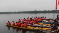 Nô nức lễ hội đua thuyền làng Phò Trạch