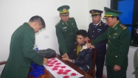 Bắt giữ vụ vận chuyển 3.200 viên ma tuý tổng từ lào vào Việt Nam