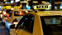 Savico ngừng hoạt động kinh doanh taxi vì không cạnh tranh được với Uber,Grab