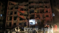 Nổ lớn làm sập tòa nhà ở Syria, 93 người thương vong