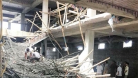 Nam Định: Giàn giáo siêu thị đổ sập, 2 người thương vong