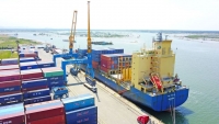 Thaco xuất khẩu lô 30 bồn nhiên liệu 3.000 lít sang Hàn Quốc