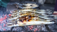 Thơm lừng cá nướng trên làng biển Thạch Kim